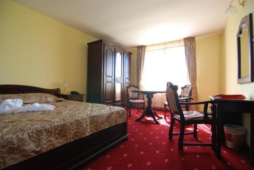 Grand Hotel Perla Ciucasului Tărlungeni المظهر الخارجي الصورة